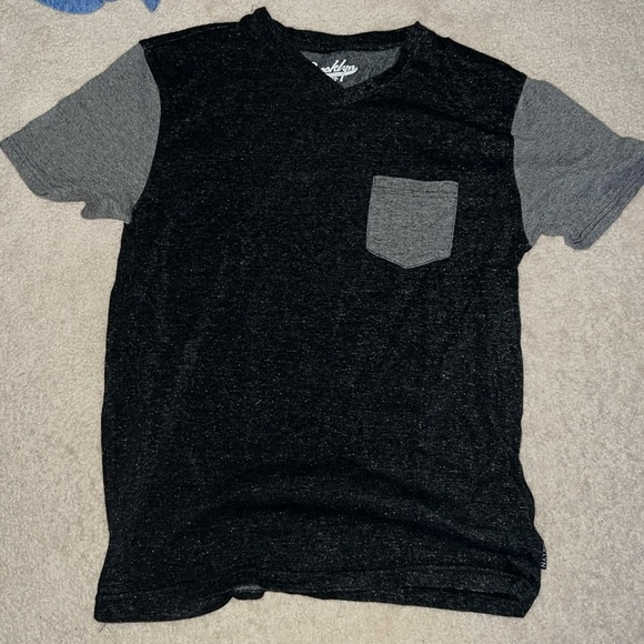 Selling a bundle of clothes, feel free to choose which match your interest - Picture 5 of 12